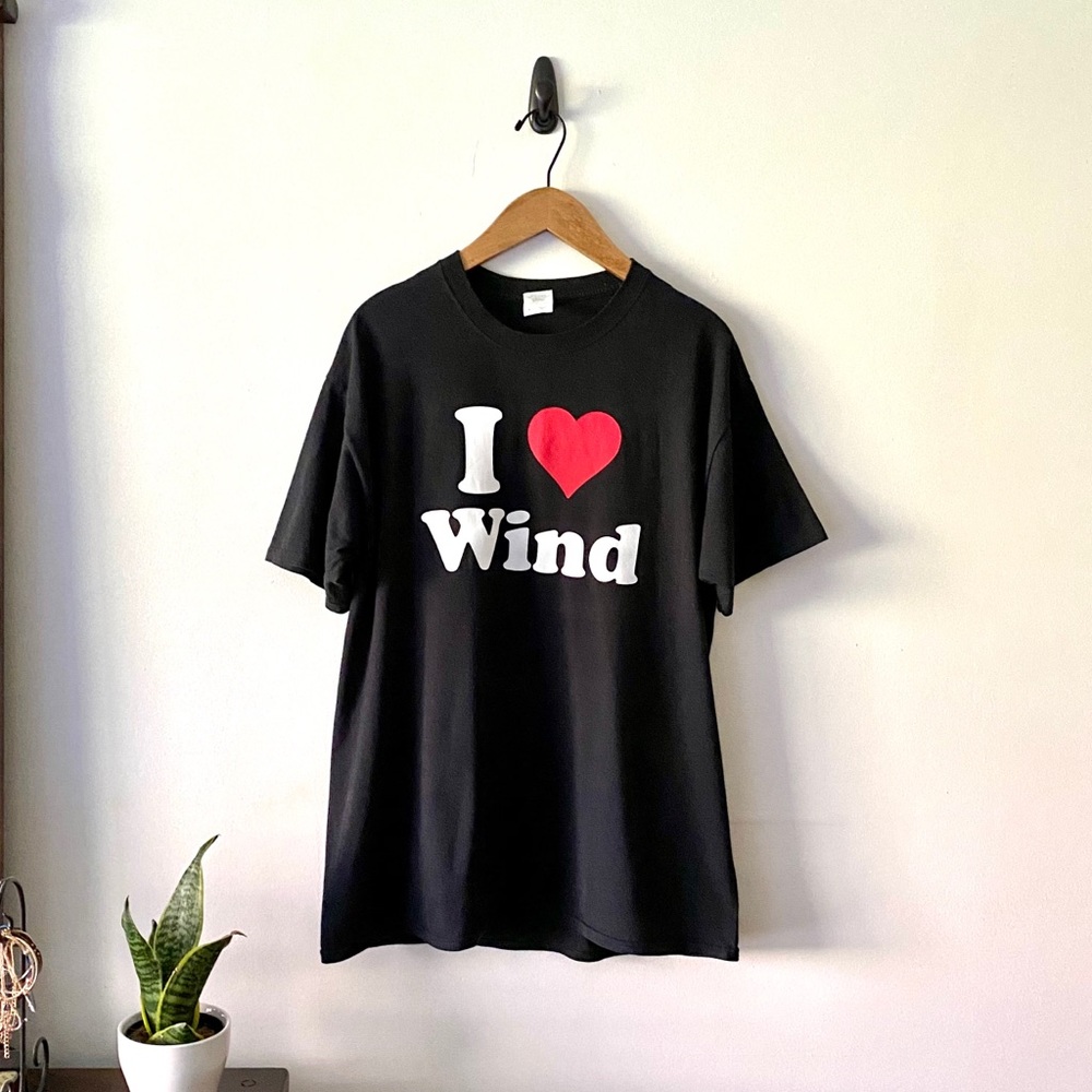 Men’s “ I <3 Wind” T-Shirt